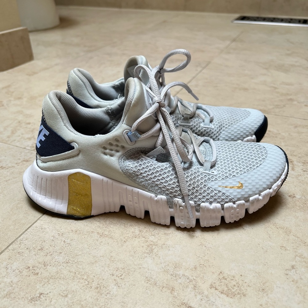 Nike Free Metcon 4 - size 7
